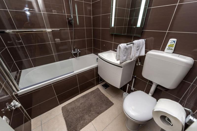 Double And Single S Apartments Zadar Zewnętrze zdjęcie
