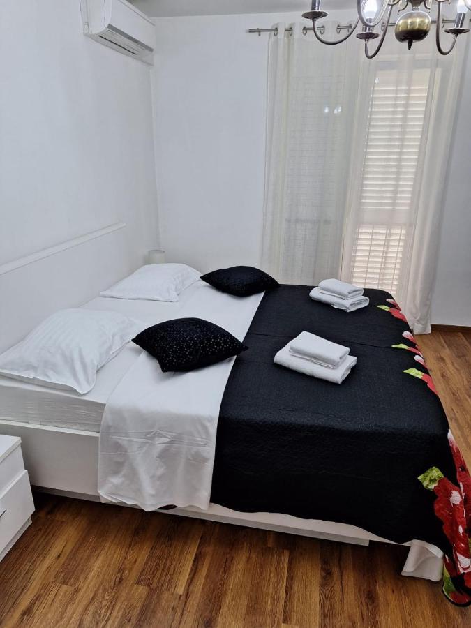 Double And Single S Apartments Zadar Zewnętrze zdjęcie